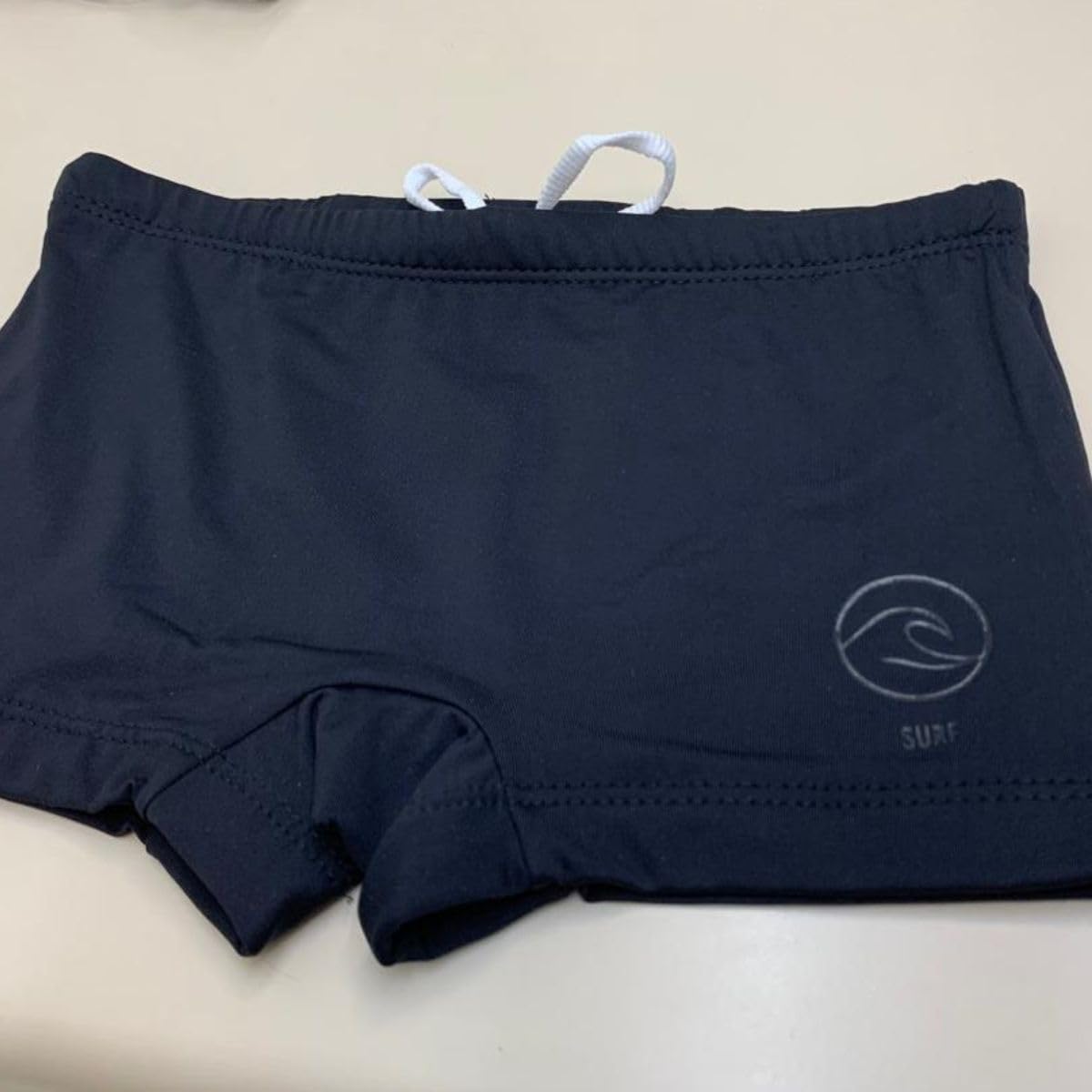 Sunga Infantil Preta Surf Com Proteção Solar Uv50 Praia Kids Juvenil Verão Piscina Mar Água Forrada em promoção! Veja a oferta e mais achadinhos de Moda praia infantil 4 Hoje é o melhor dia para comprar Sunga Infantil Preta Surf Com Proteção Solar Uv50 Praia Kids Juvenil Verão Piscina Mar Água Forrada com aquele preço maroto! Promoção! Aproveite a oferta! 4