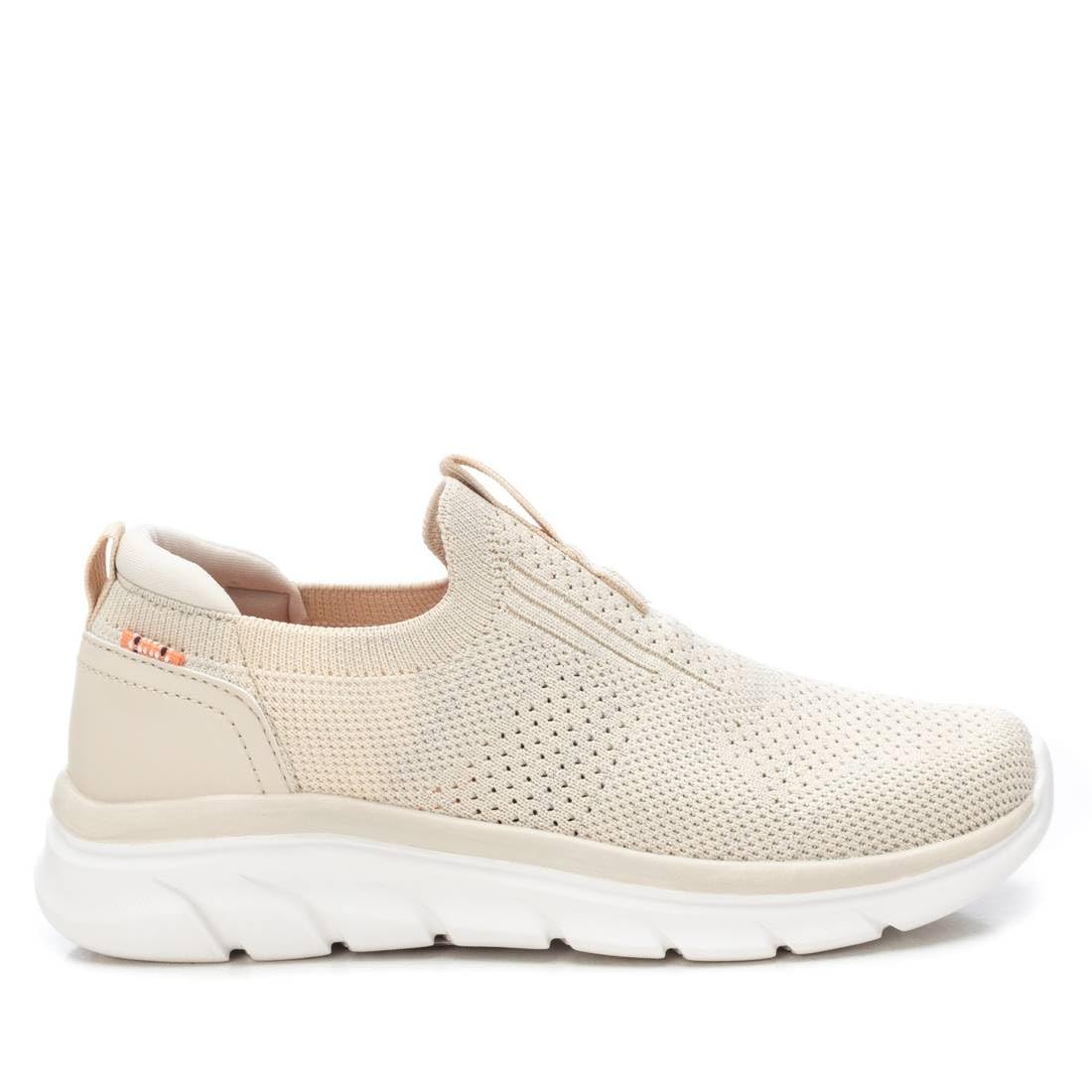 XTI - Zapatilla Mujer - Calzado Cómodo y Versátil - Moda Casual
