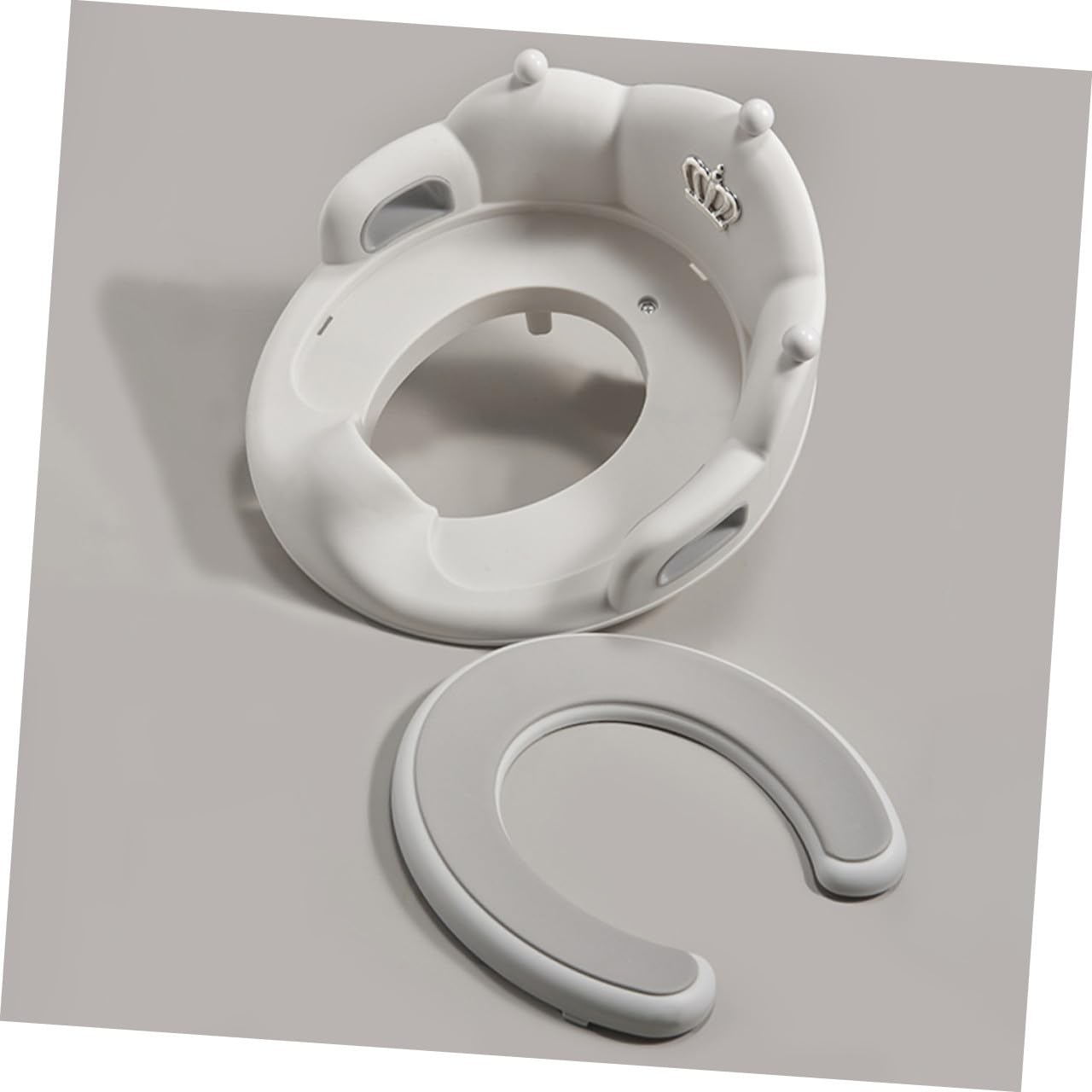 Asiento de Inodoro para Niños Pequeños Adaptador Antideslizante Cojín Acolchado Diseño Seguro Limpieza Entrenamiento para Ir al Baño para Niños Uso Familiar