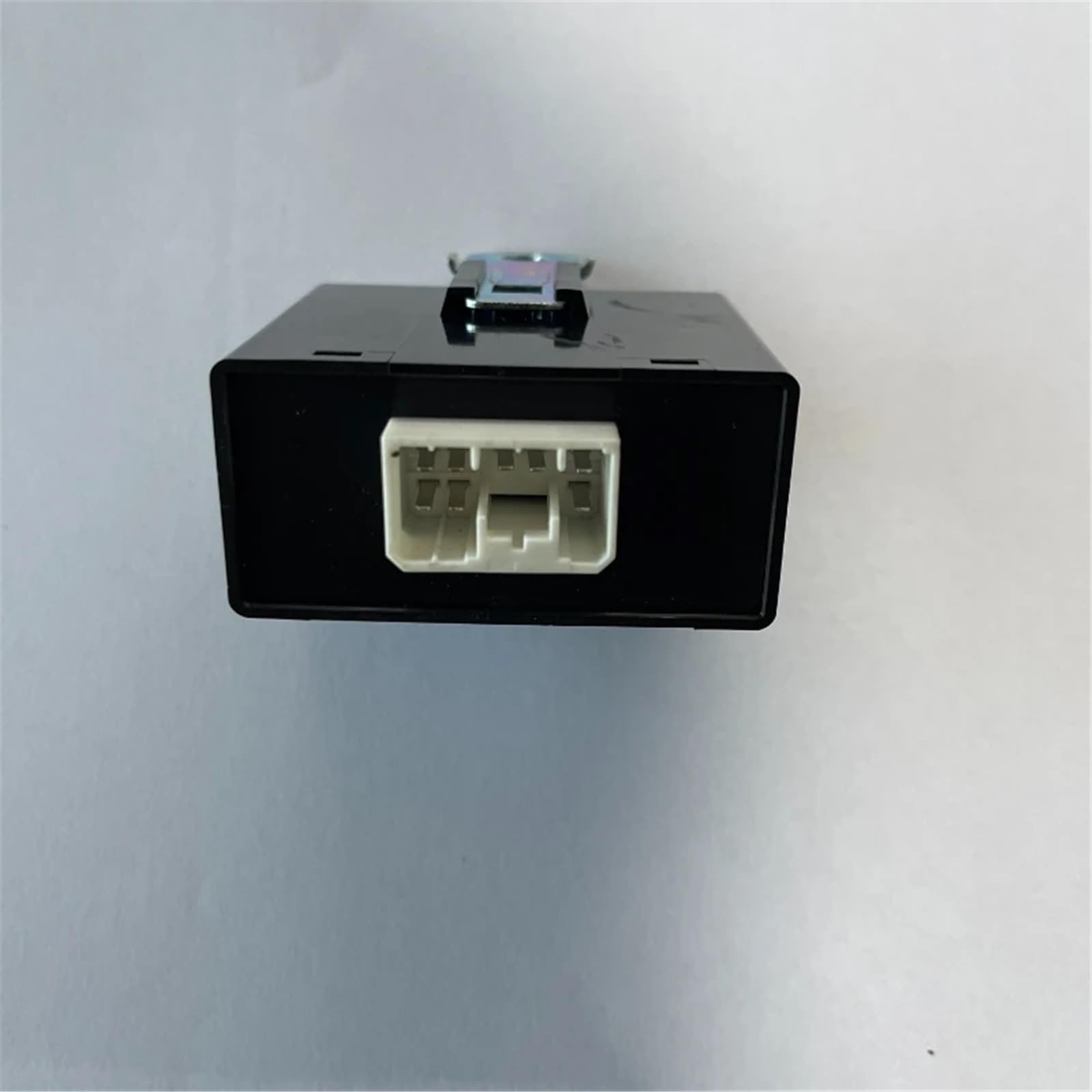 1 relé 95550-8D000 de 25,6 V for luces intermitentes de automoción