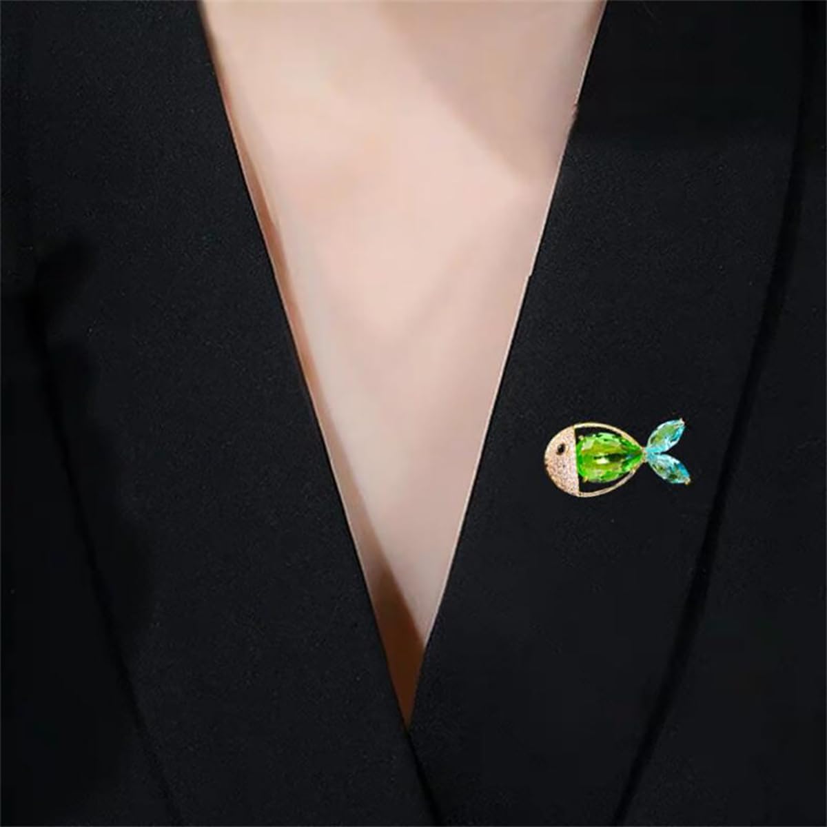 Small Fish CZ Brooch Pin for Women Rhinestone Cluster Colorful Crystal Cute Gold-Toned Animal Pet Brooches Lapel Pins Badge Dress Accessories Green Blue Crafts Holiday Christmas Jewelry - Image 2