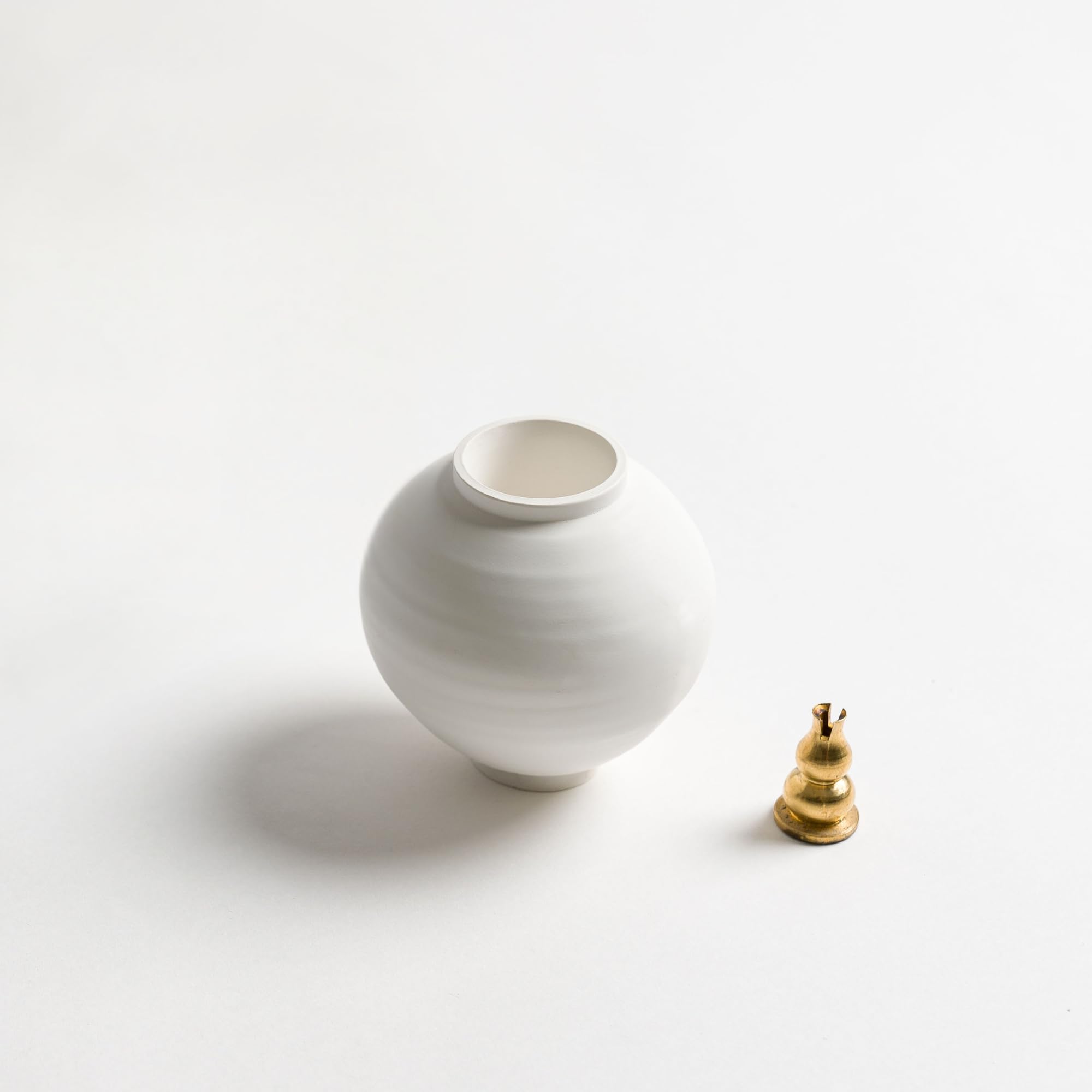 Calma Nostra Korean Moon Jar Classic Set - White Ceramic Incense