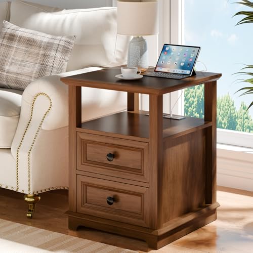 REDAYFUR End Table with Fast USB C Charging Station, 18"