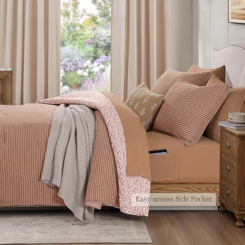 Image of BLOOMHAVEN Full Comforter Set - 7 Pieces Autumn Leaf Bedding Sets for All Seasons, Lightweight Breathable Bed in a Bag Full with Revesible Farmhouse Comforter, Sheets, Pillowcases & Shams