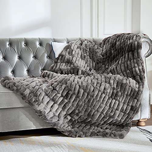 Top 10 Cold Blankets of 2021 Best Reviews Guide