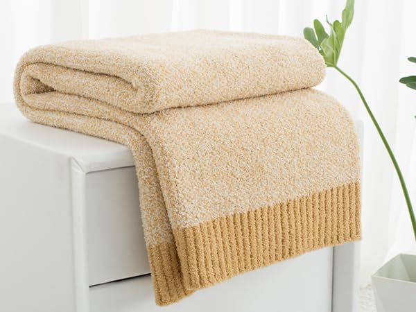 Carriediosa Heather Throw Blanket in Yolk Yellow