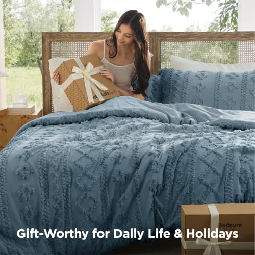 Image of Bedsure Tufted Boho Comforter Set Oversized Queen - Dusty Blue Boho Bed Set, GentleSoft 3 Pieces Farmhouse-Style Embroidery Bedding, Gifts for Woman, Soft Jacquard Kids' Comforter for All Seasons