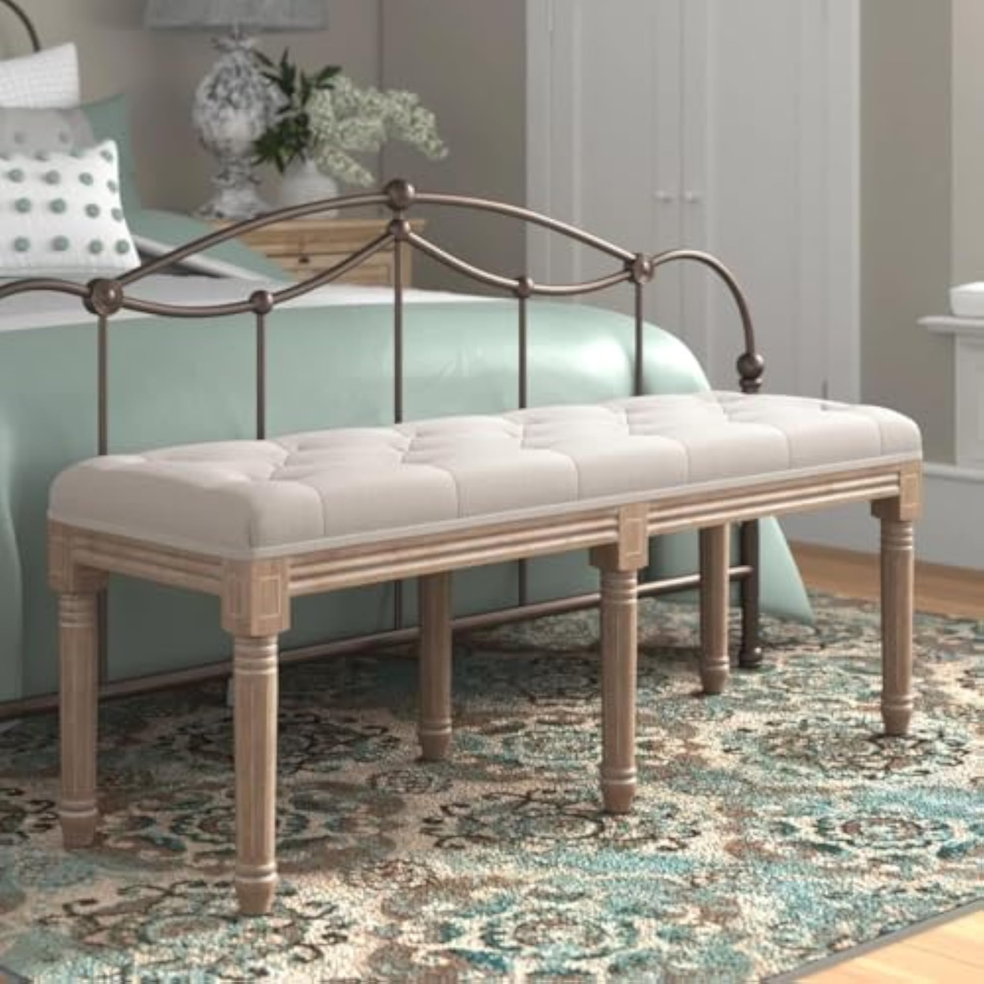 Elegant Upholstered Bedroom Bench with Tufted Cushion