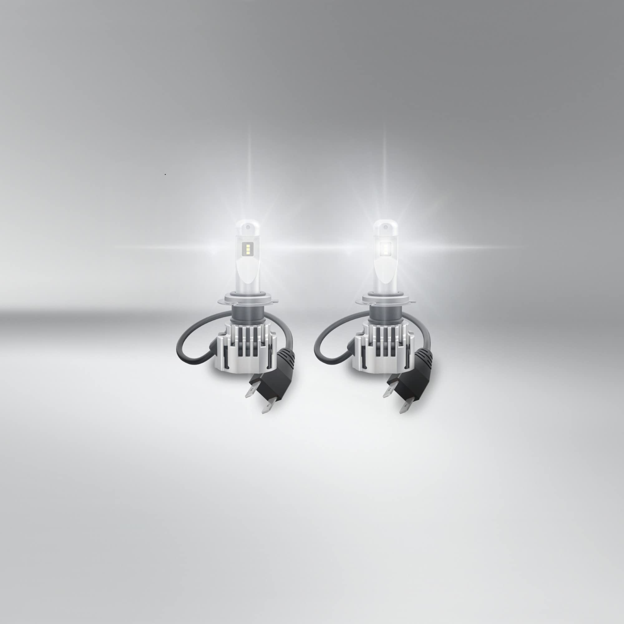 OSRAM NIGHT BREAKER H7-LED, hasta un 220% más de brillo, primera luz de cruce homologada para uso en carretera | primera luz de cruce homologada para uso en carretera