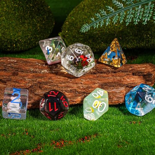 Image of Cusdie 7-Die DND Dice, Polyhedral Dice Set Filled with Animal, for Role Playing Game Dungeons and Dragons D&D Dice(Random Animal)
