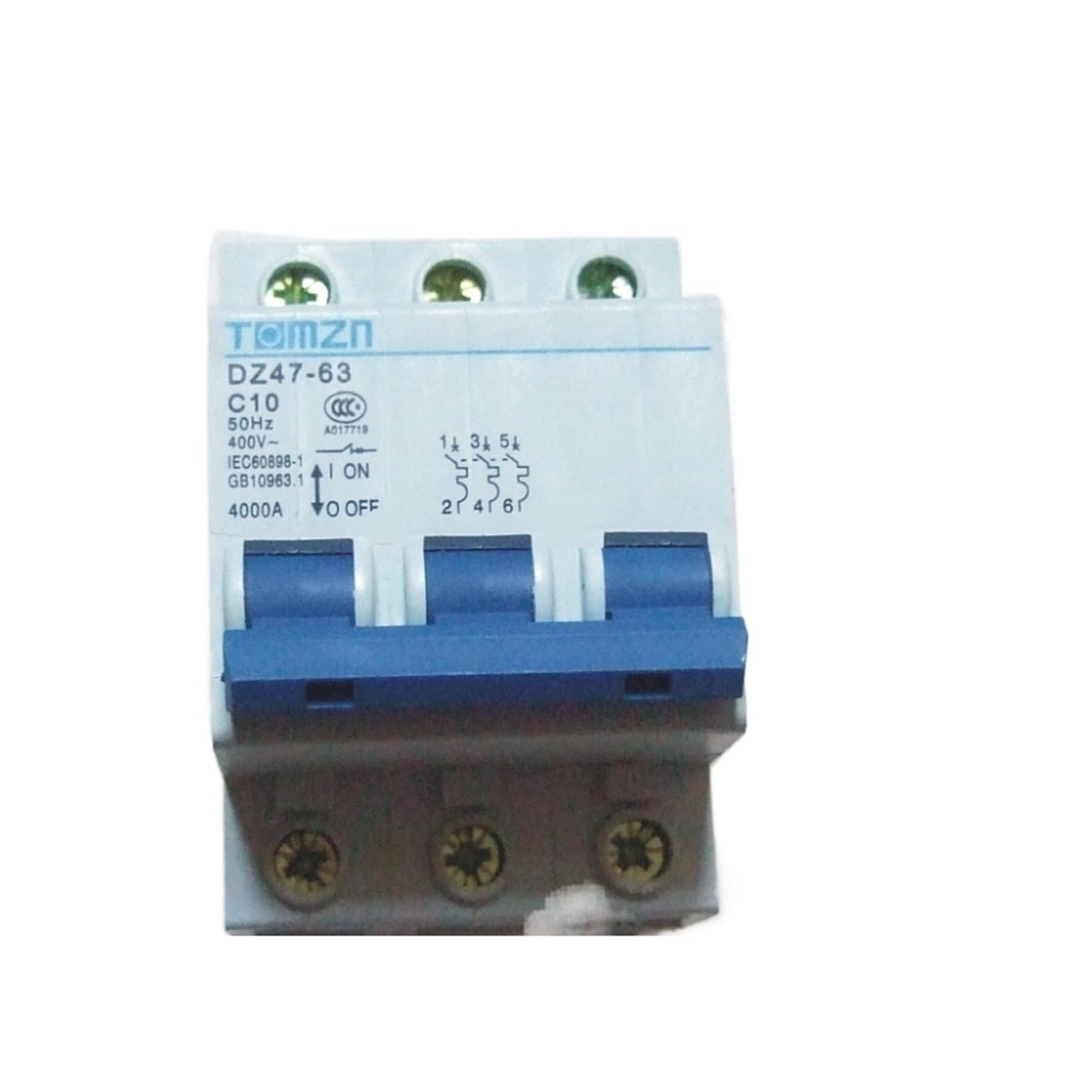 Disjoncteur 3P 10A Courbe C pour éviter les surcharges de votre moteur