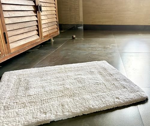 KEMA Bathroom Rugs 17"x24", Cotton Reversible Bath Mat for Bathroom Ultra Soft Plush Bath Rugs Water Absorbent Quick Dry Thick Floor Mats for Shower, Restroom, Bedroom, Kitchen (White) — view 6