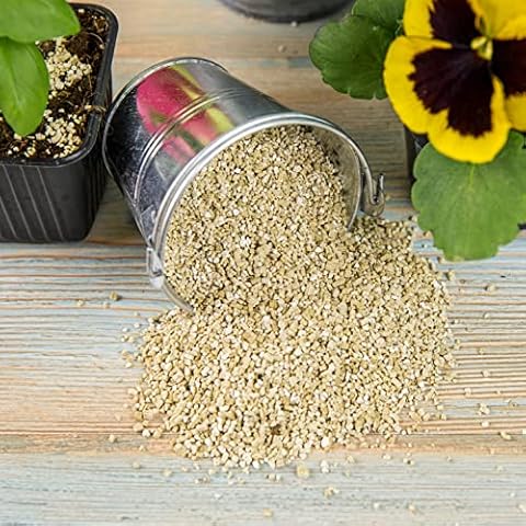 GREEN HAVEN Premium Vermiculite for Plants in 10L/1Kg - Natural Vermiculite for Seeds to Help Compost Hold Onto Vital Plant Nutrients & Helps Retain Water | Vermiculite for Indoor & Outdoor Plants Cover