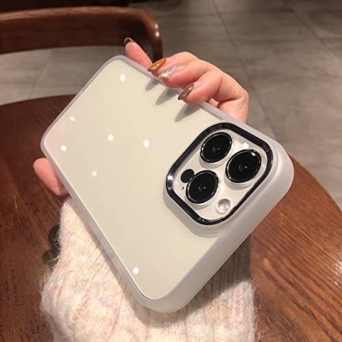 Coque transparente iPhone 11 idéale pour sublimer le design de votre téléphone en soirée
