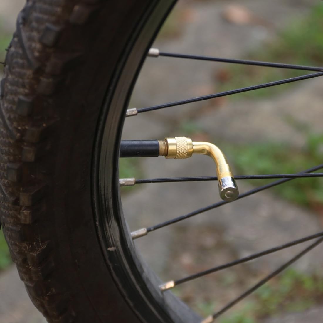 SULIUDAJI 3 pezzi Confezione valvole di estensione a in rame Adattatore valvola ad angolo Estensione valvola auto Valvola pneumatico Estensione valvola ad angolo per auto moto moto scooter