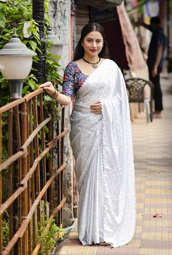 Image of Panzora Women's Soft Crepe Silk Saree With Contrast Blouse Piece.