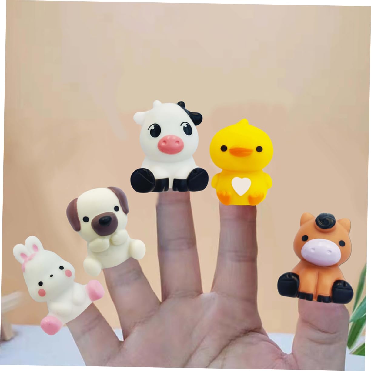 Marionetas de Dedo de Animales de Granja, 10 Piezas de Plástico | Juego Educativo para Contar Historias, Diseño Caricatura, Tacto Cómodo y Acabado Cuidado Estilo Aleatorio