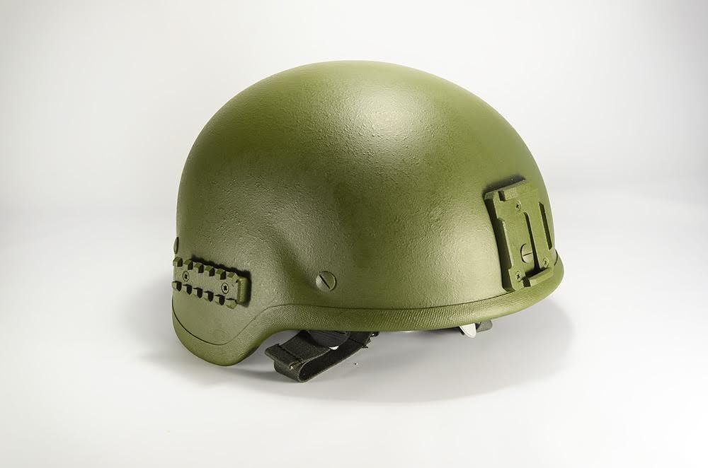 Amazon.co.jp: ロシア軍 6B47 実物 ヘルメット サイズ2(56-57cm) [並行 