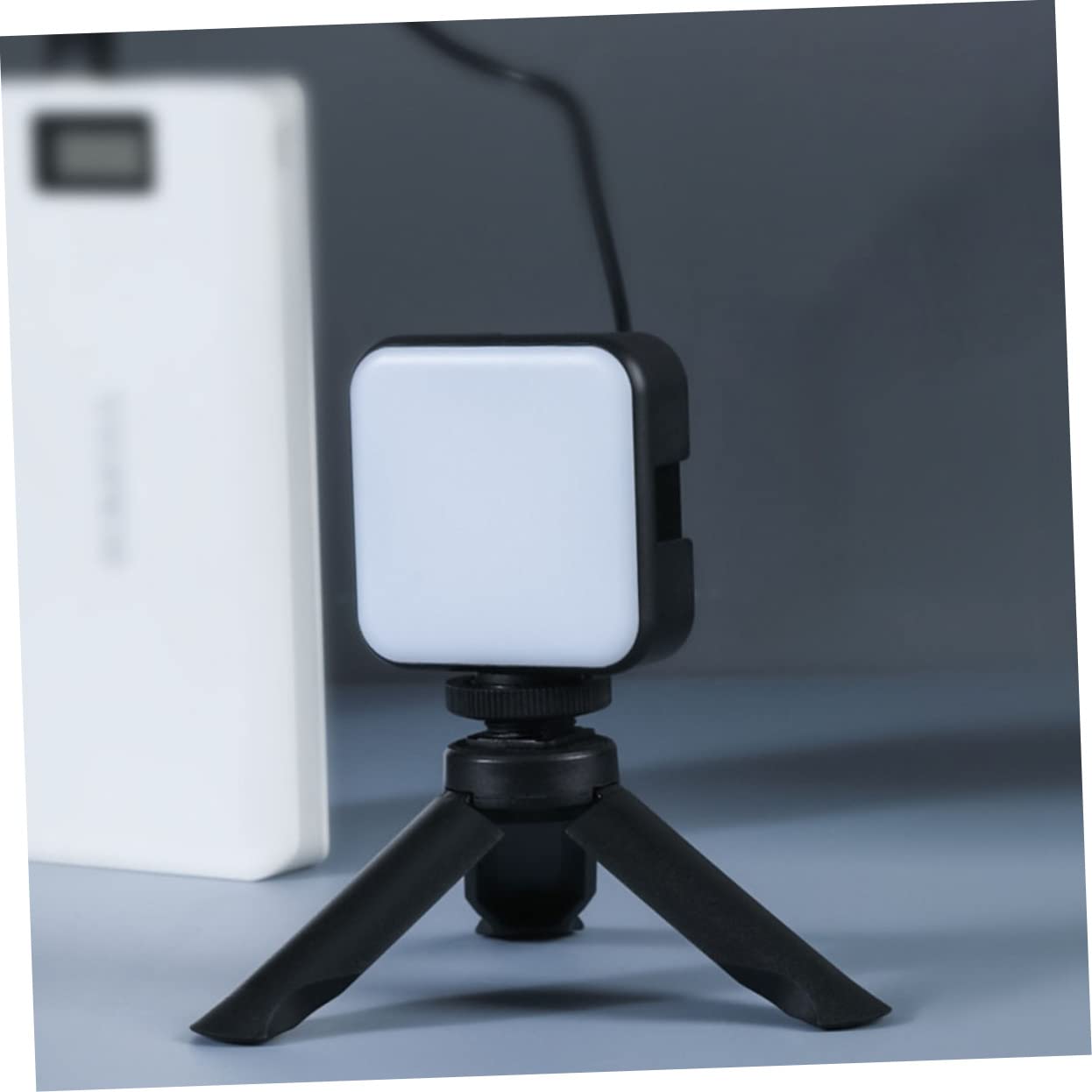 VILLCASE Clip Led Light for Phone Portable Selfie Fill Light with Clip Rechargeable and Easy to Use