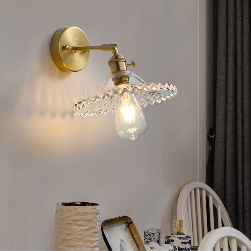 Aplique de pared de cobre para iluminar rincones oscuros en el salon 6