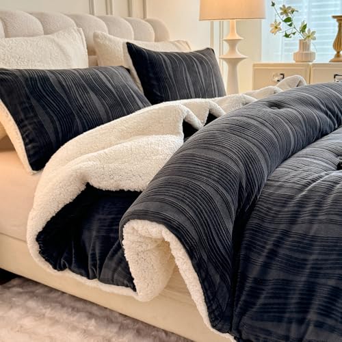 tohrisa 3D Striped Jacquard Sherpa Comforter Set Queen Size Boho Geometric Pattern Quilt Bedding 3 Pieces Warm Cozy Fuzzy Comforter with 2 Pillowcases(90X90 Dark Grey)