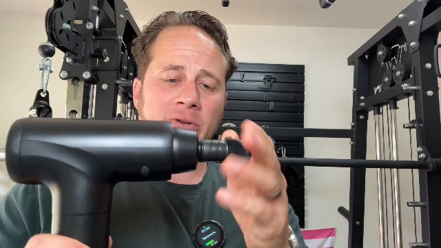 ウエイトトレーニング MASSAGE GUN Amazon.com: Massage Gun Deep Tissue,Percussion Back Massager