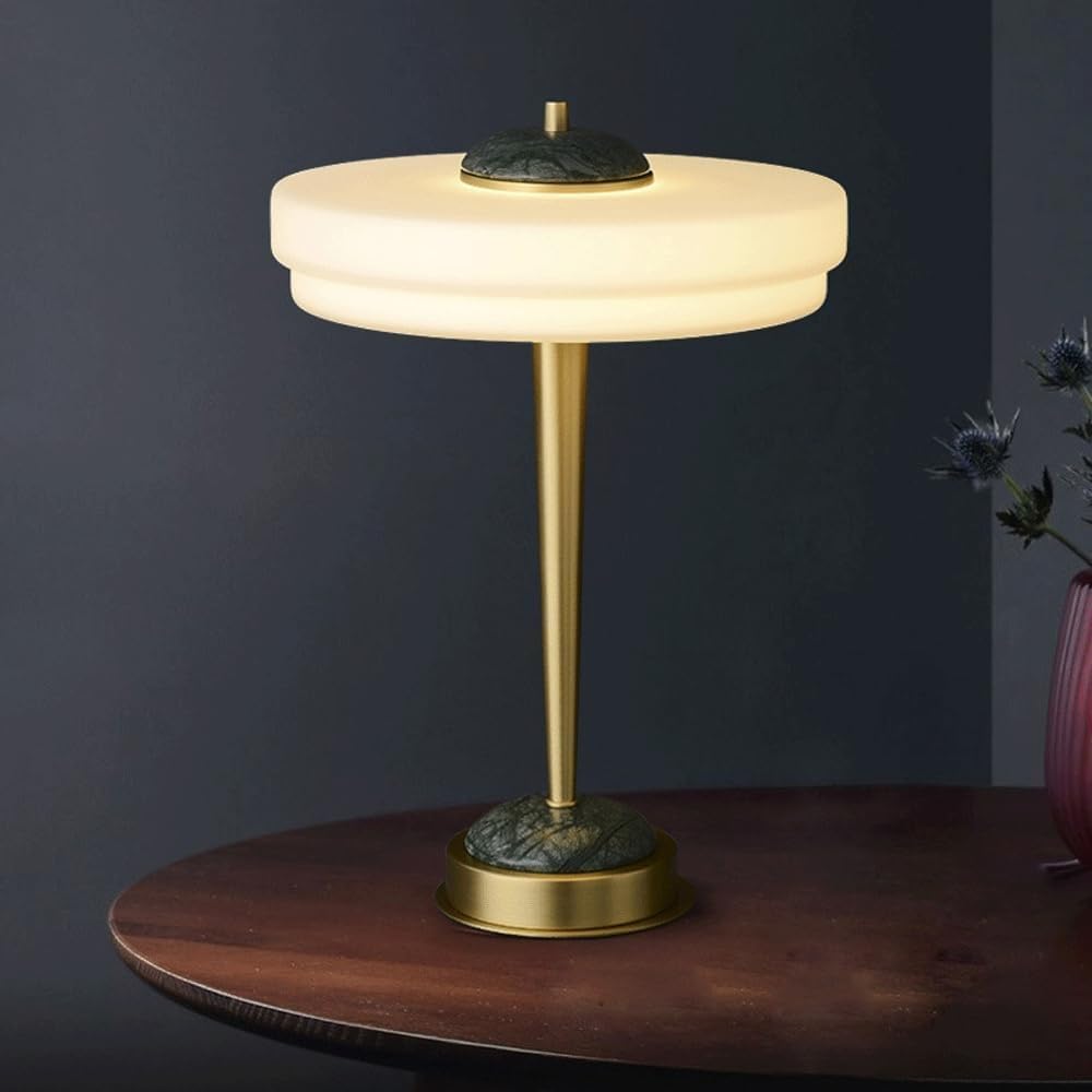 Lampada da tavolo in marmo bianco italiano di lusso - Elegante lampada da tavolo per soggiorno