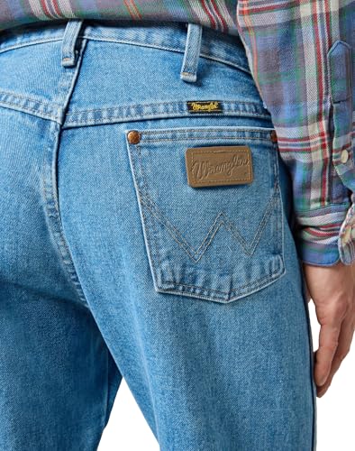 Image of Wrangler Men's Retro Slim Fit Straight Leg Jean