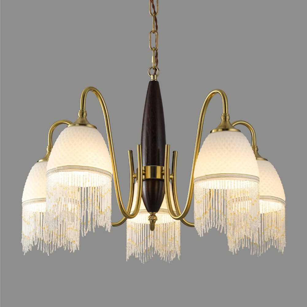 Lustre sputnik en verre blanc pour illuminer un îlot de cuisine de style ferme