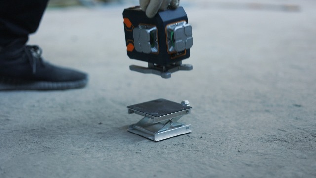CIGMAN 3Dレーザー墨出し器 12ライン 高精度±1.5mm/5m 2イン Amazon | CIGMAN 3Dレーザー墨出し器 12ライン 高精度±1.5mm/5m 2