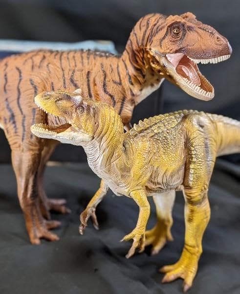 ダイノテイルズ•コレクションシリーズ　1/20 ソフビ　ティラノサウルス Amazon.co.jp: ダイノテイルズコレクション ティラノ アロサウルス