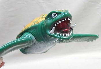 Amazon | マルサン 飛行形態 ガメラ96 NEWミドルサイズ 大映怪獣