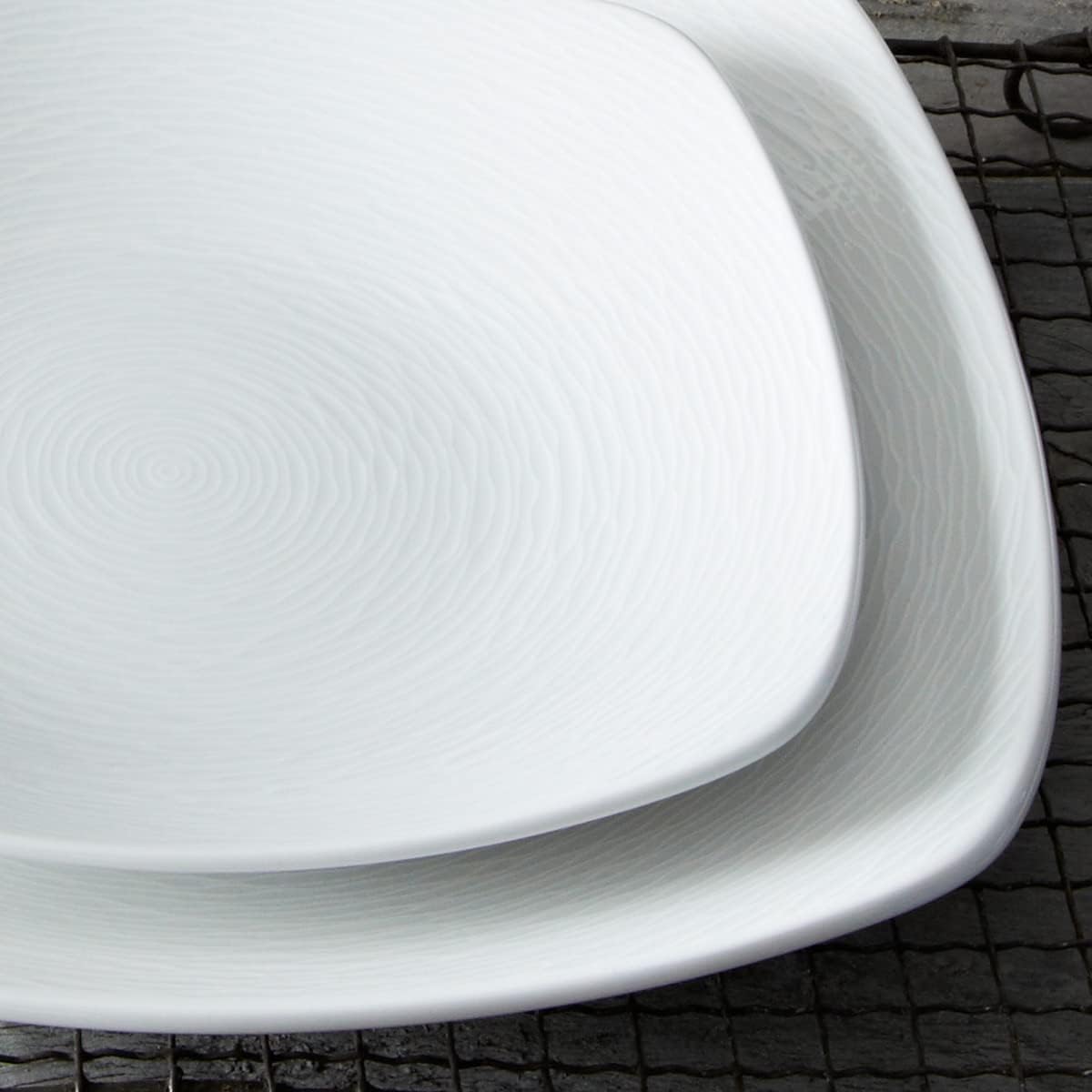 Noritake Colorscapes White-on-White Swirl 16-Piece Square Dinnerware Set, Service for 4