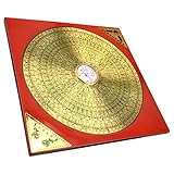 La boussole de décoration feng shui de bureau comporte des marques traditionnelles pour vous aider à vous orienter dans la nature, simple mais utile.