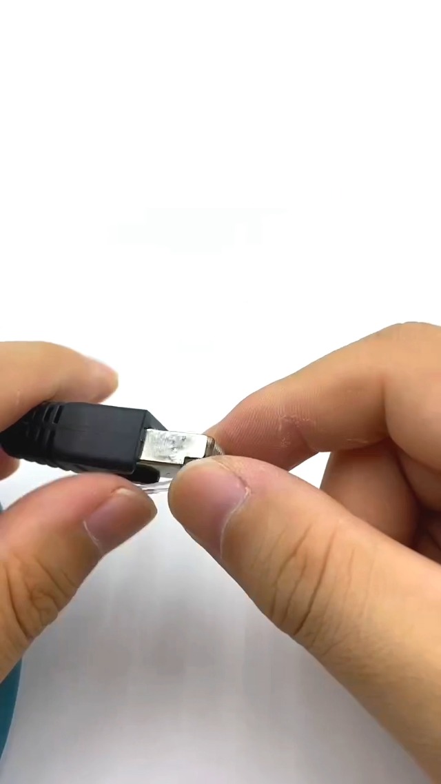 Amazon.com: 3.28ft M12 4 Pin D Code Male Right Angled to RJ45 Male