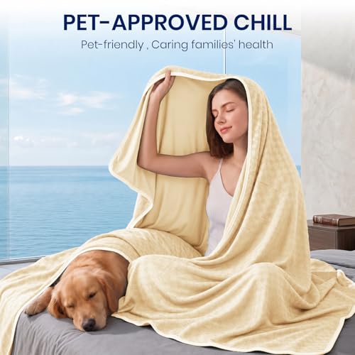 Topcee Cooling Blanket King Size- 100"x90" Summer Cooling Blanket for Hot Sleepers Arc-Chill Q-Max >0.45 Cool Fiber for Night Sweats, Soft Lightweight Sofa Blankets for Kid Adults by Topcee - Used condition - Image 3