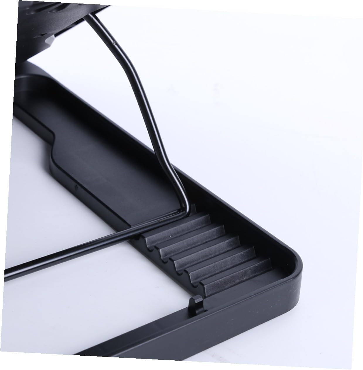 Housoutil USB Laptop Cooling Pad with 5 Fans, Anti-Skid Heatsink Cooler Base for Notebooks, Adjustable Multi-Angle Cooling Device for Gaming and Office Use