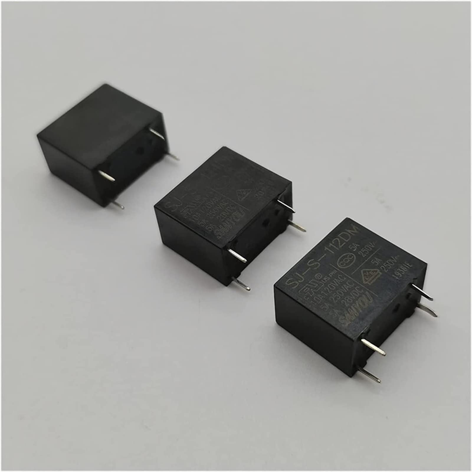 Relé electromagnético SJ-S-112DM de 12V evita fallos en placa de circuito de 5A