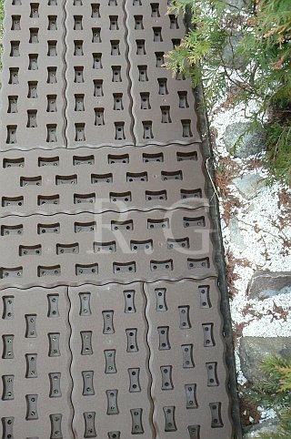 rg-vertrieb Gartenplatten Beetplatten Bodenplatten Gehweg 0,95 qm² 4,8m Gehwegplatte Kunststoff 500kg/qm Belastbarkeit 8 Stück