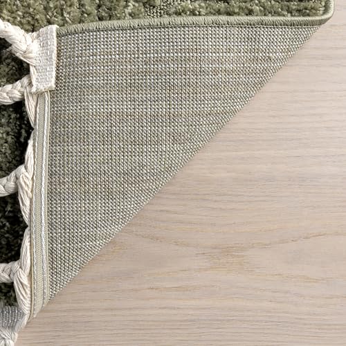 Image of nuLOOM Kerry Green Geometric Power Loomed Runner Rug, 2' x 8' | Nuloom Kerry Geometric 2' x 8' Runner Rug for Living Room Bedroom Dining Room Entryway Hallway, Green