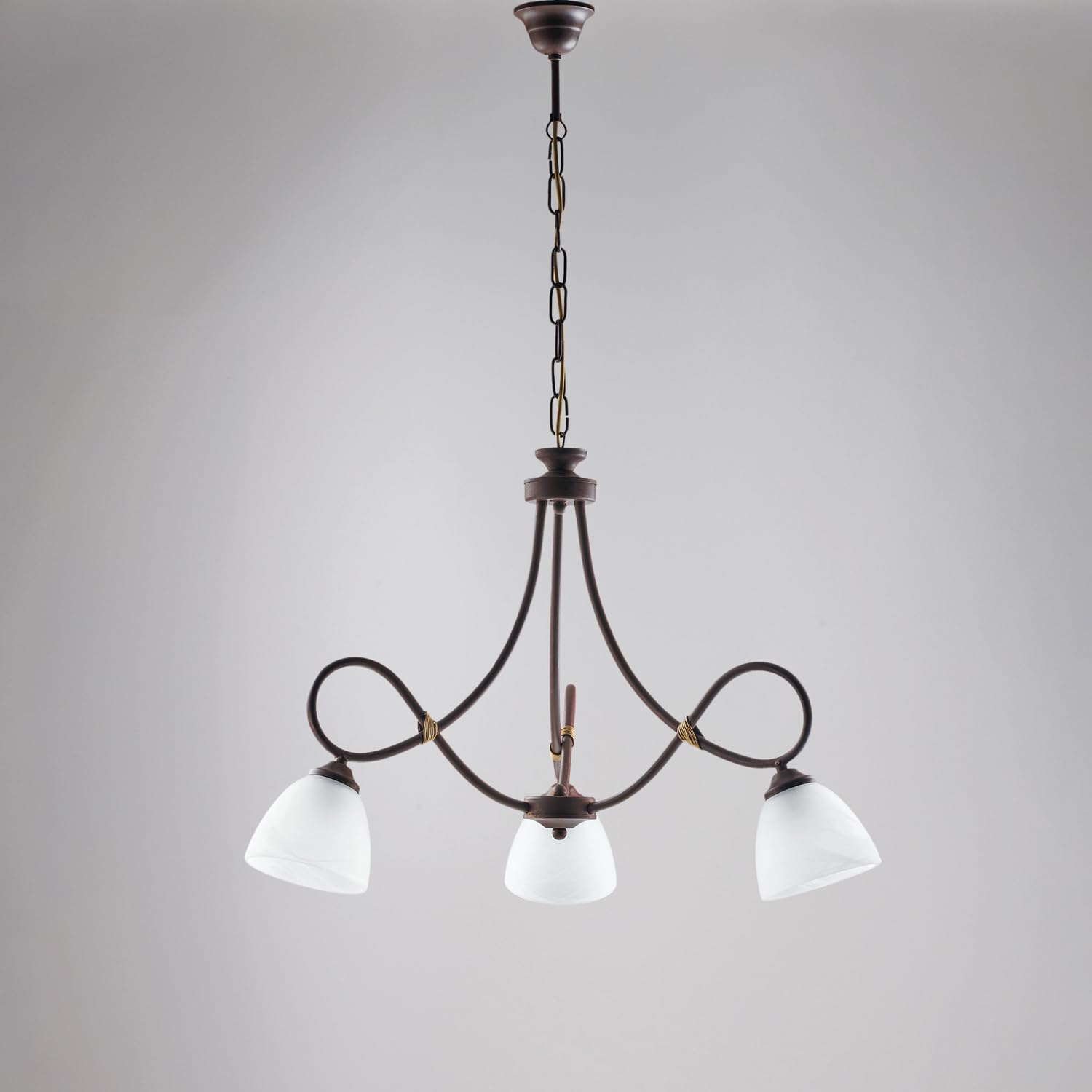 Lampadario 3 Luci Ferro Battuto Laccato Nero e Ruggine Vetro Bianco Serie Dallas