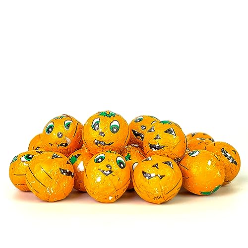 Milk Chocolate Pumpkins Halloween Sweets 30 Pack by The Sweet Treat Gifting Co.