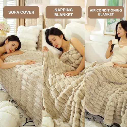 Funda de sofá en forma de L beige para proteger salones con mascotas 7