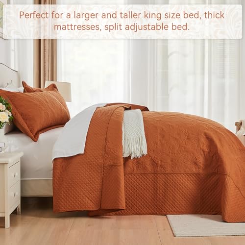 Image of ENJOHOS Burnt Orange 138x122 Extra Wide Oversized King Quilts - California King Bedspread, Reversible Summer Soft Microfiber Bed Coverlet Super King Bedding (1 Cal King Quilt, 2 Pillow Shams)