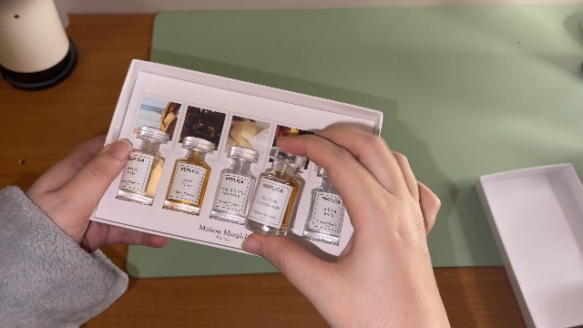Watch Maison Margiela Replica 5 set mini perfume on Amazon Live