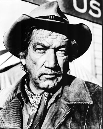 Posterazzi Richard Boone In Hec Ramsey Black And White Photo Print (8 x 10) - Item # MVM00372