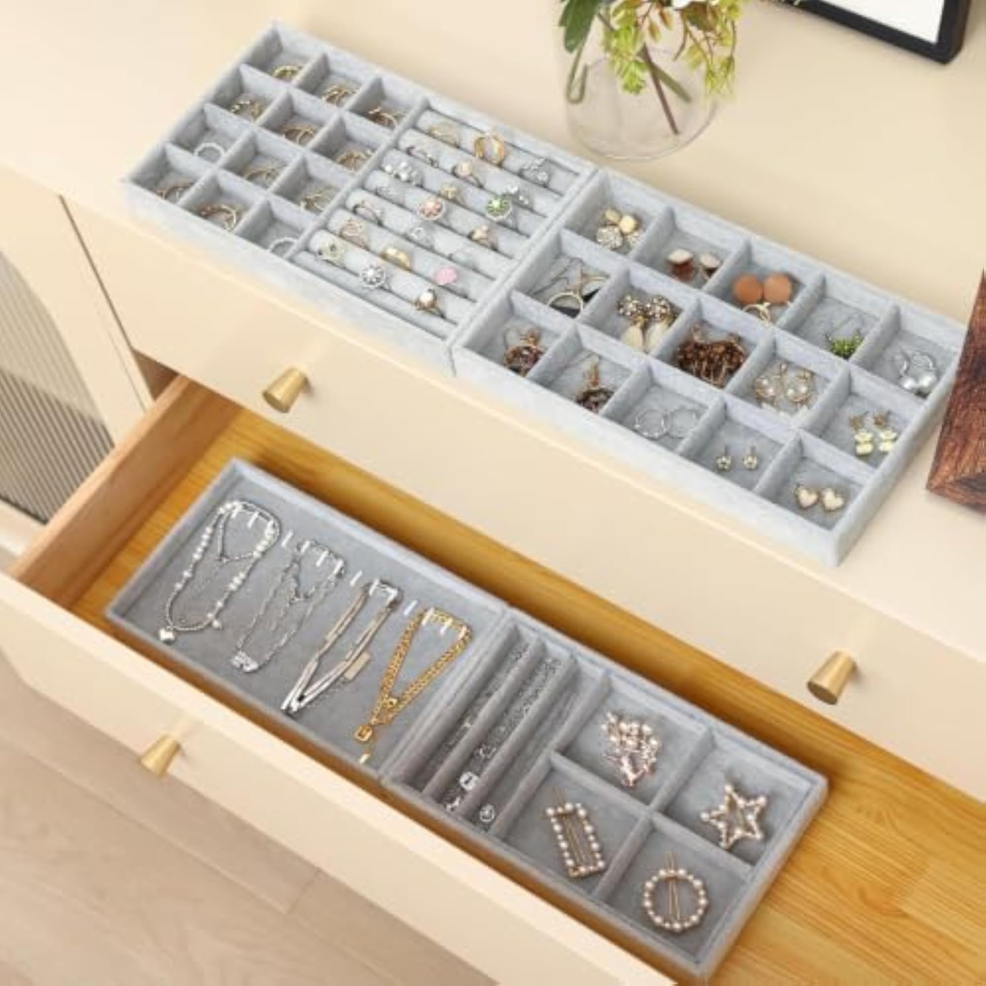Velvet Jewelry Trays for Organization & Storage