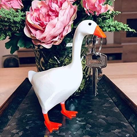 Gladyell Magnetic Goose Key Holder Cover