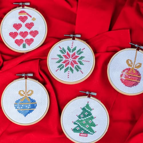 Image of 101 Christmas Minis, Book 2-Packed with Traditional Holiday Designs for Ornaments, Gift Embellishments and More