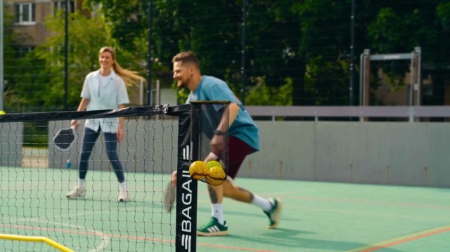 Amazon | BAGAILピックルボールネットアウトドア用 2in1型 6.7M/3.35M